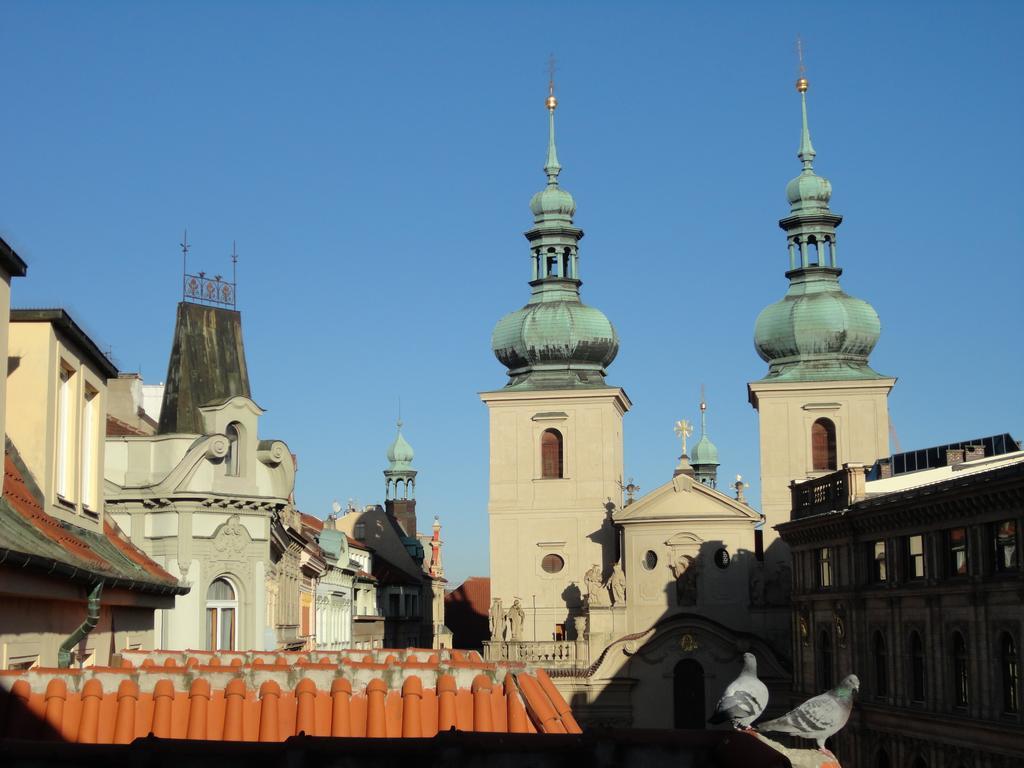 Pension Tara Prague Exterior photo